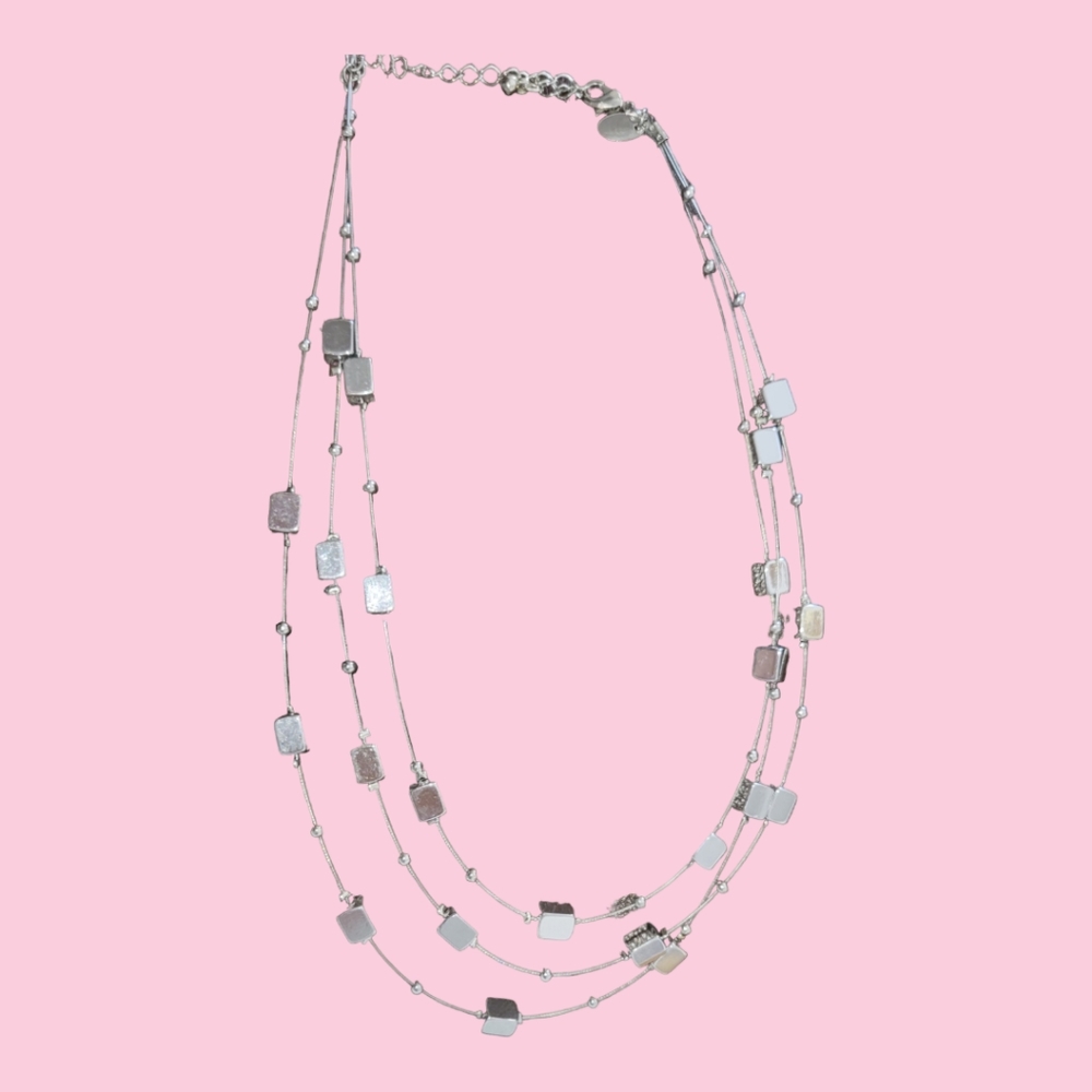 Vintage Lia Sophia 3 strand necklace in silver w/floating geometric shapes